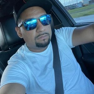 Meet your Posher, Vicente